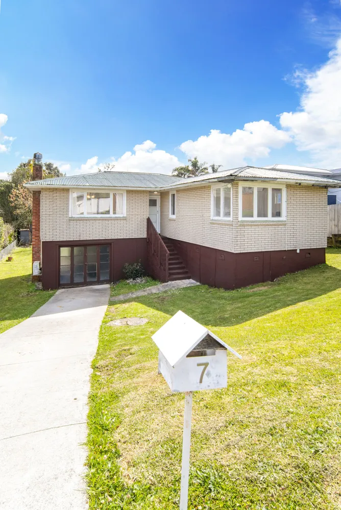 Photos of 7 Maui Pomare Street