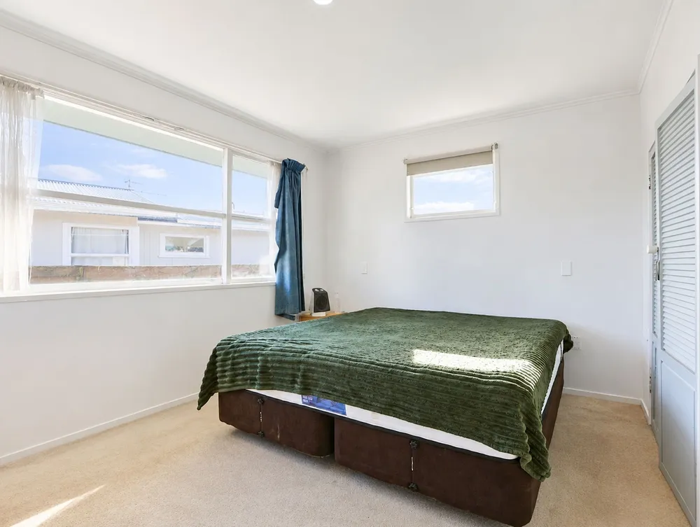 Photos of 44 Betley Crescent