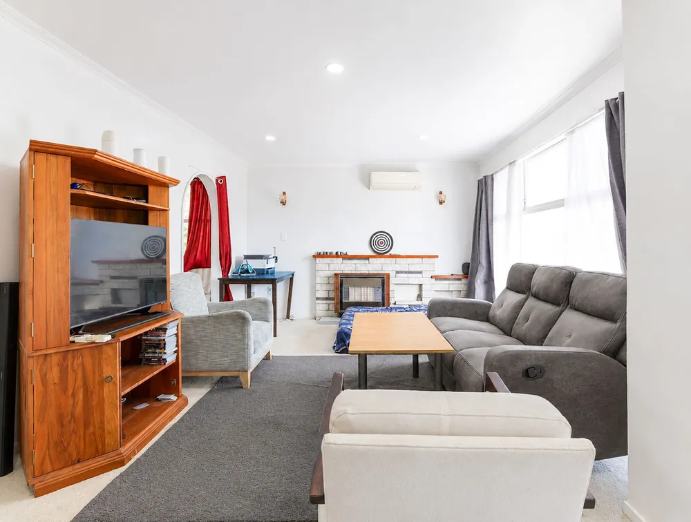 Photos of 44 Betley Crescent