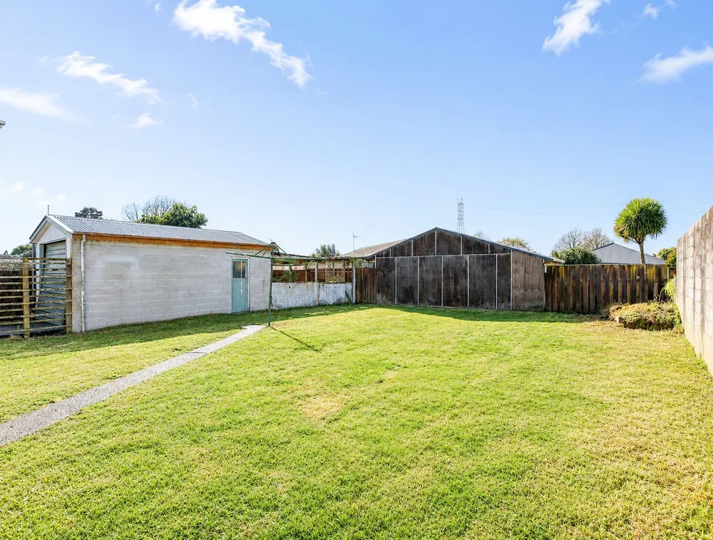 Photos of 44 Betley Crescent
