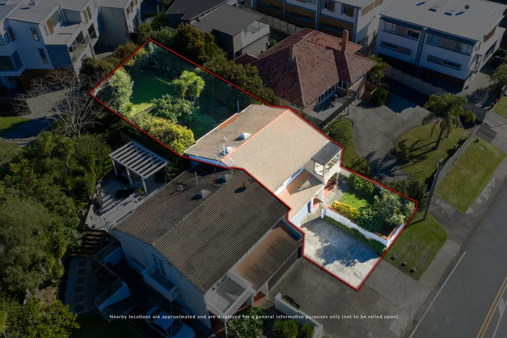 Photos of 346A Beach Road