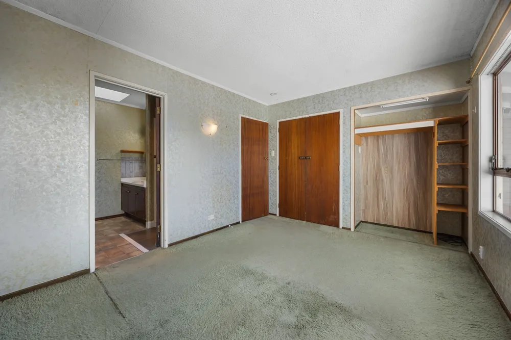 Photos of 346A Beach Road