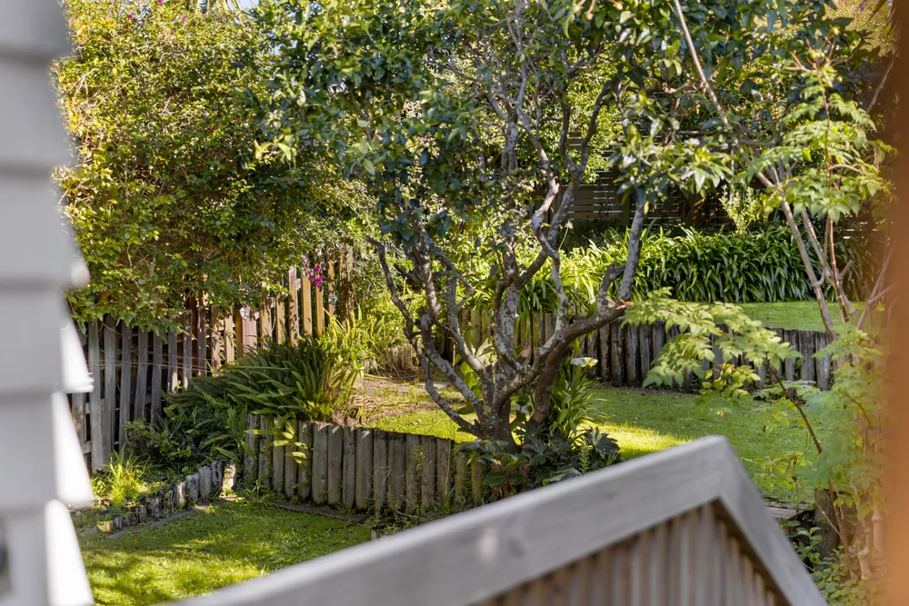 Photos of 346A Beach Road