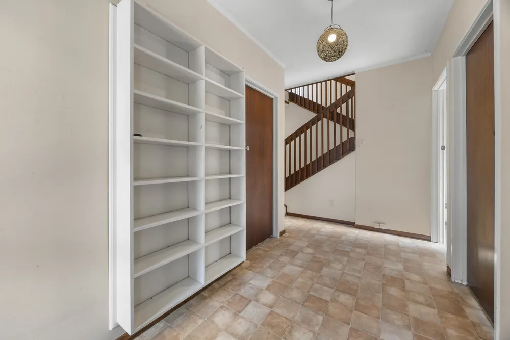 Photos of 346A Beach Road