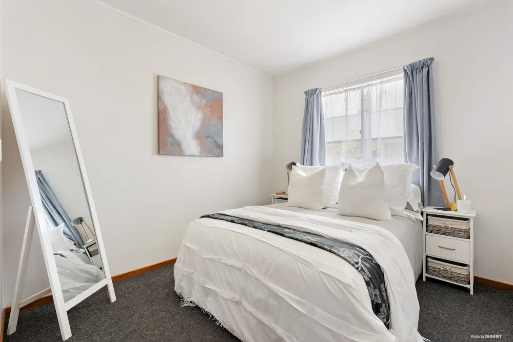 Photos of 52 Glengarry Road