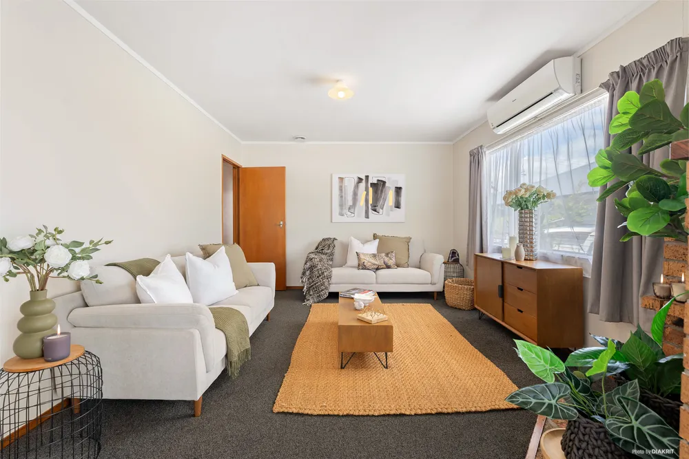 Photos of 52 Glengarry Road