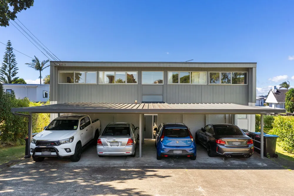 Photos of 3/15 Hartland Avenue