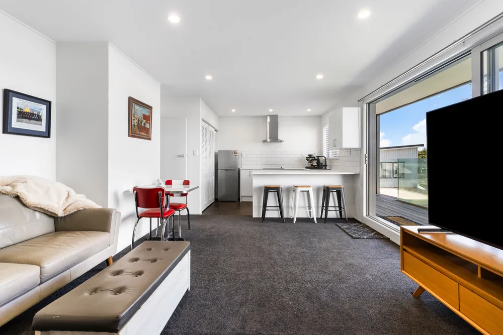 Photos of 3/15 Hartland Avenue