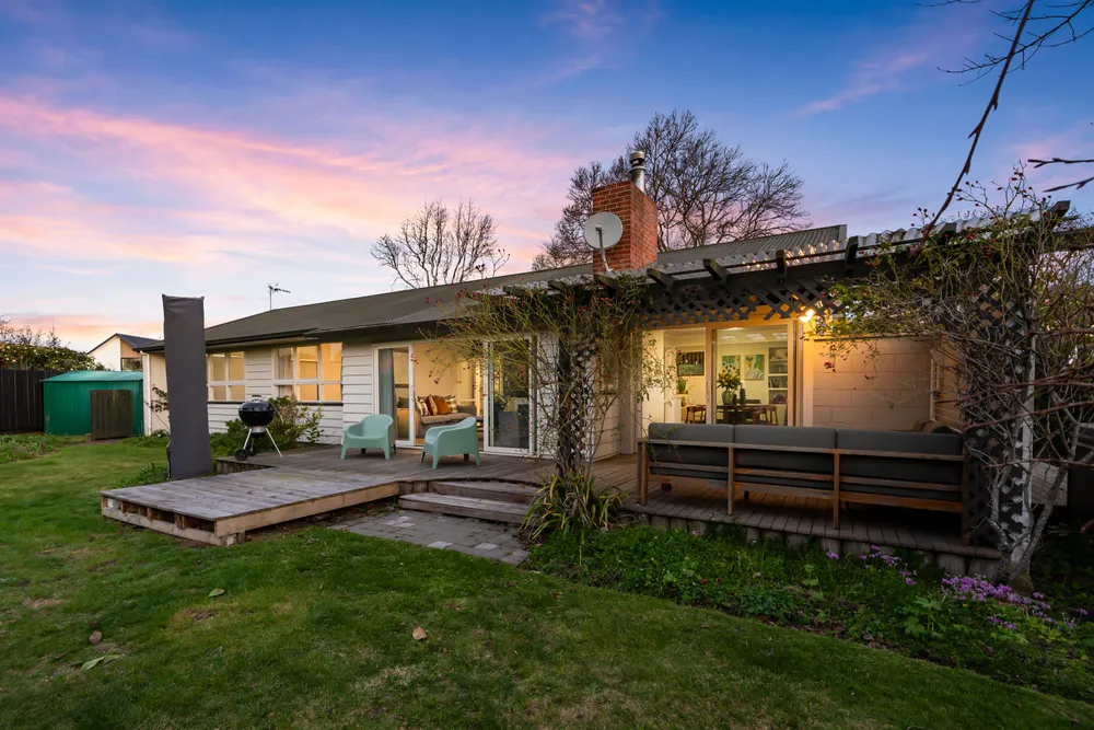 Photos of 102 Paparoa Street