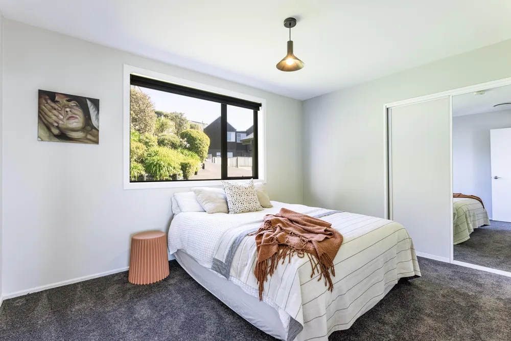 Photos of 66 Cliffs Road