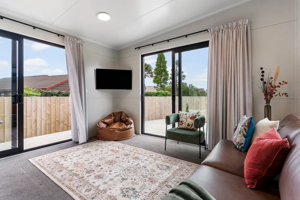 Photos of 16 Churchill Terrace
