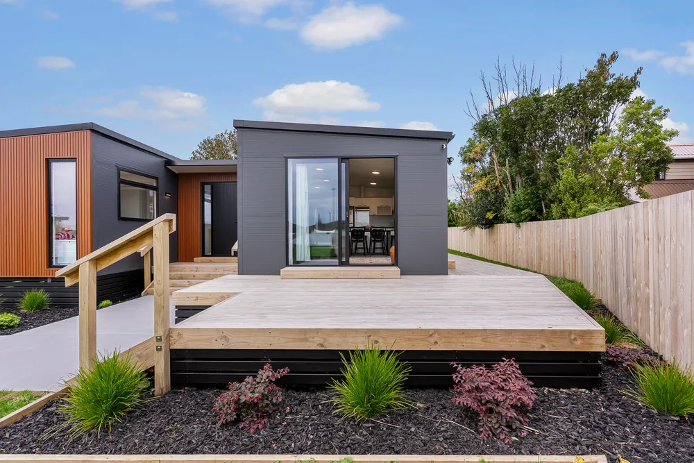 Photos of 16 Churchill Terrace