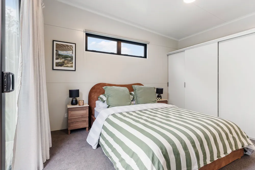 Photos of 16 Churchill Terrace