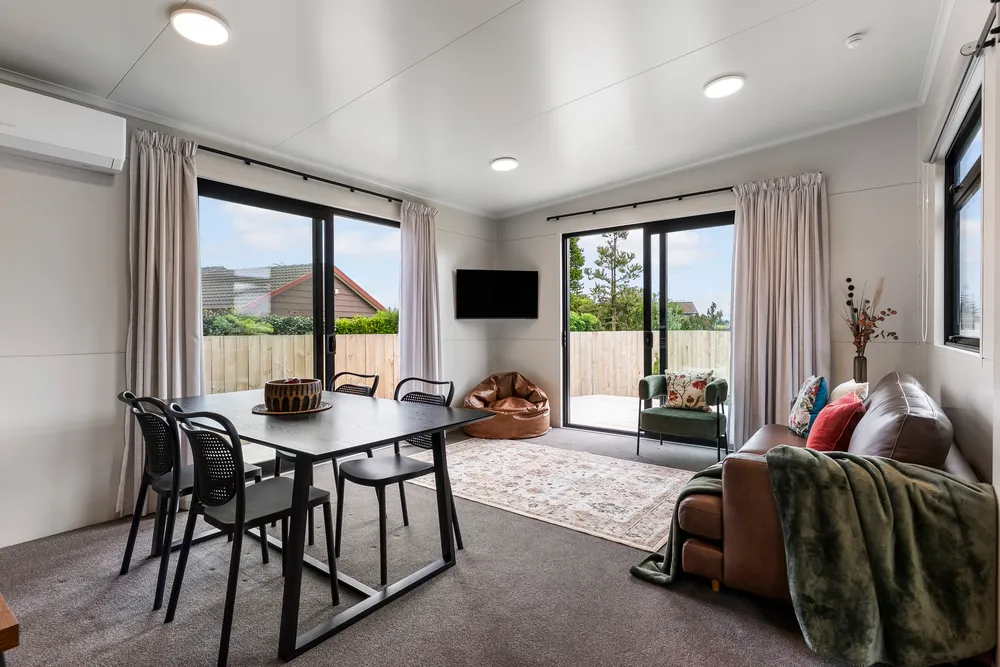 Photos of 16 Churchill Terrace