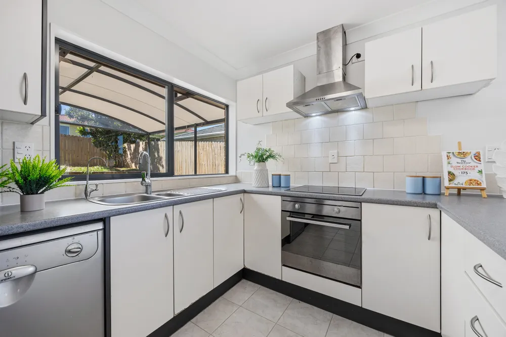 Photos of 9 Whetstone Road