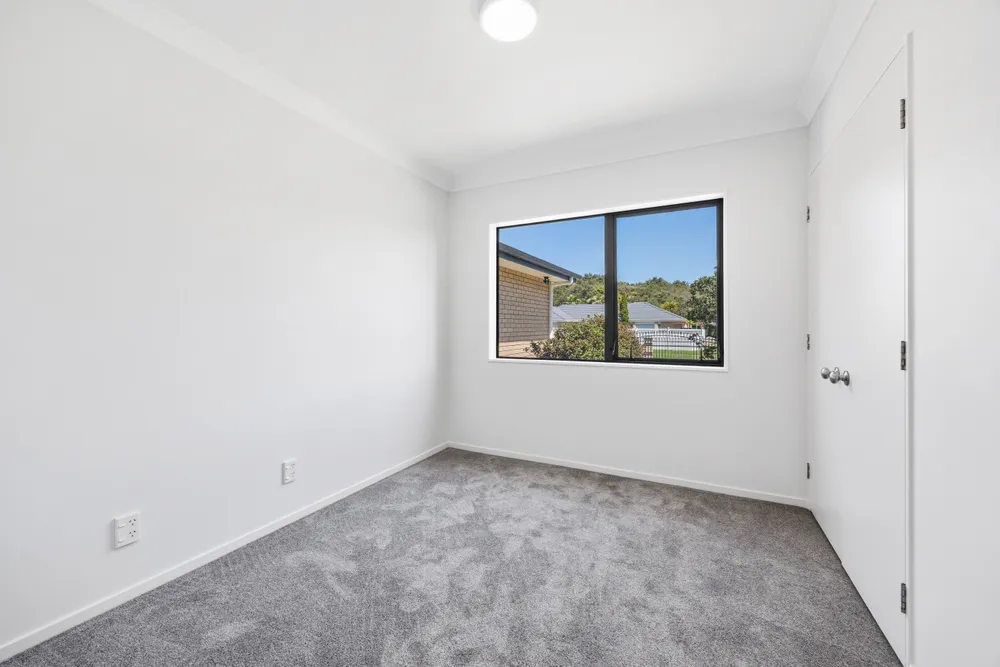 Photos of 9 Whetstone Road