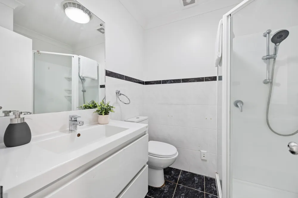 Photos of 9 Whetstone Road