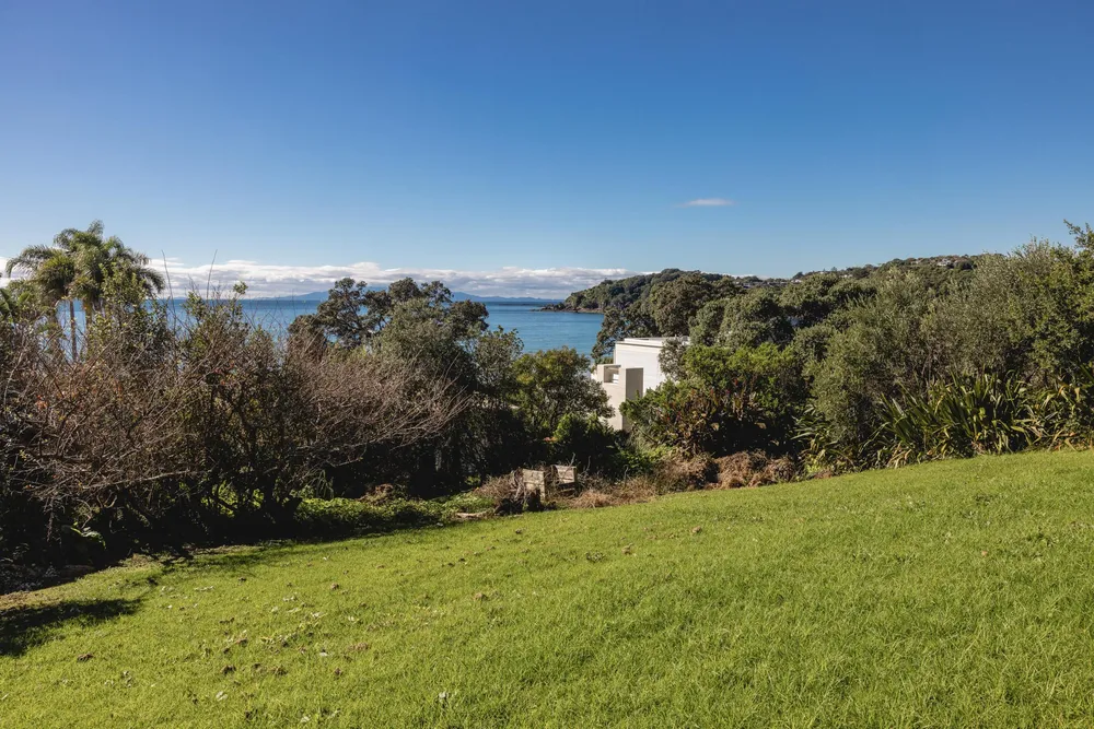 Photos of 163 Ocean View Road