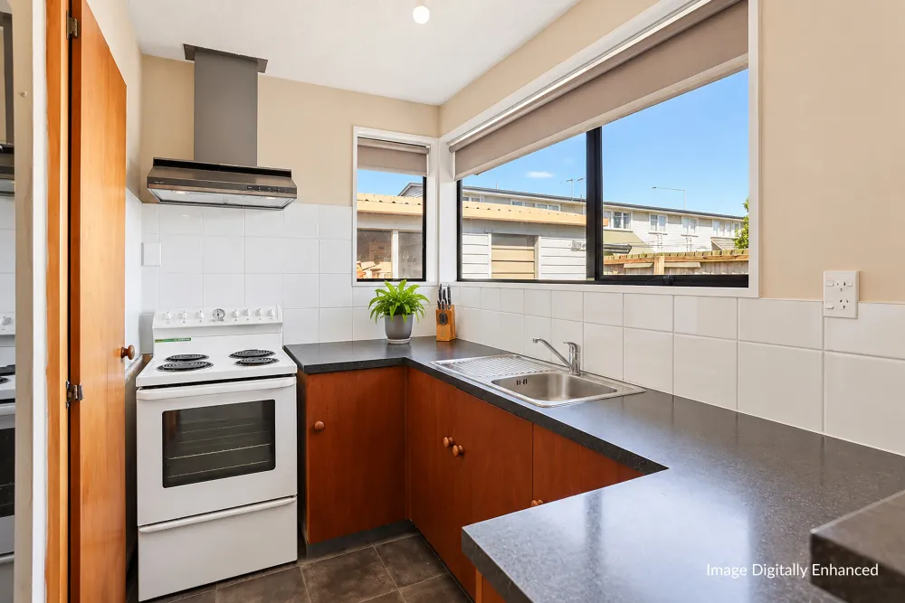 Photos of 2/131 Carmen Road