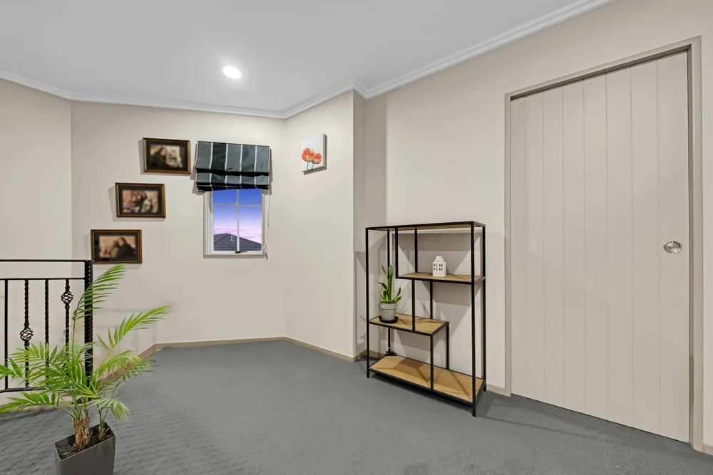 Photos of 6 Dione Place