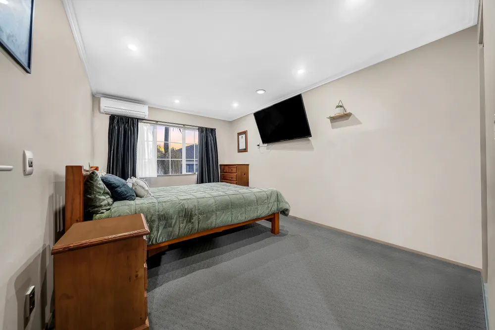 Photos of 6 Dione Place
