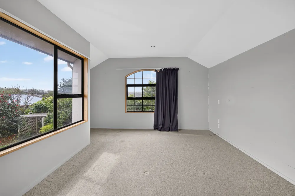 Photos of 55 Lowry Avenue