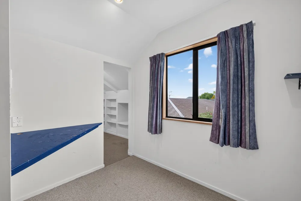Photos of 55 Lowry Avenue