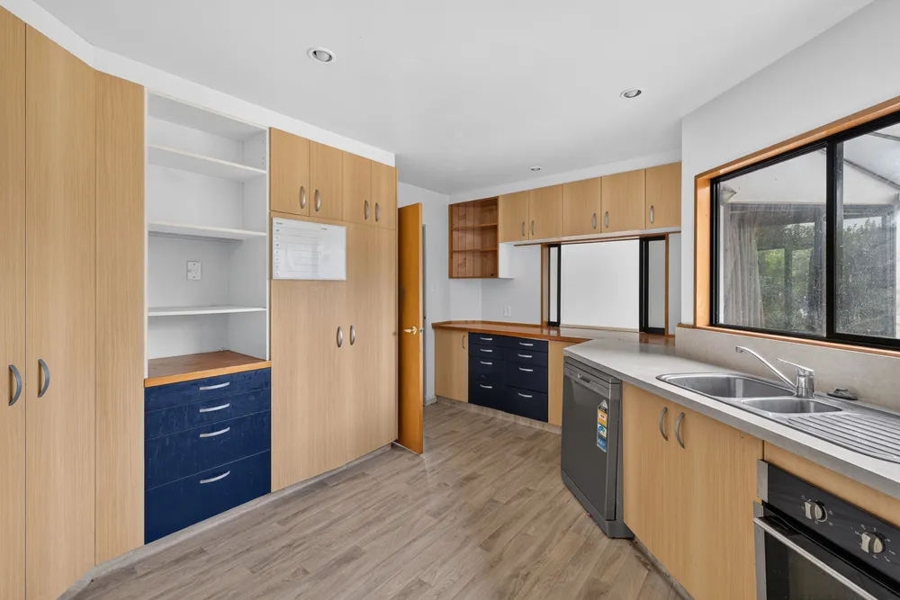 Photos of 55 Lowry Avenue