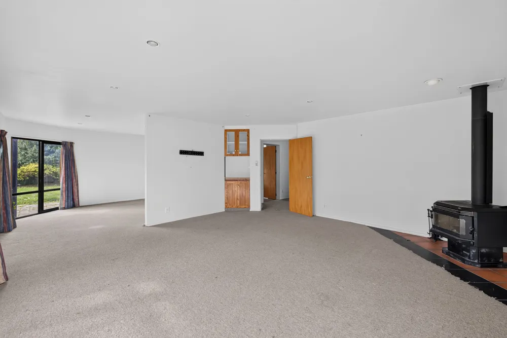 Photos of 55 Lowry Avenue