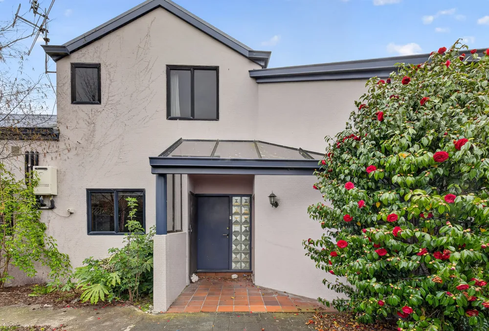 Photos of 55 Lowry Avenue