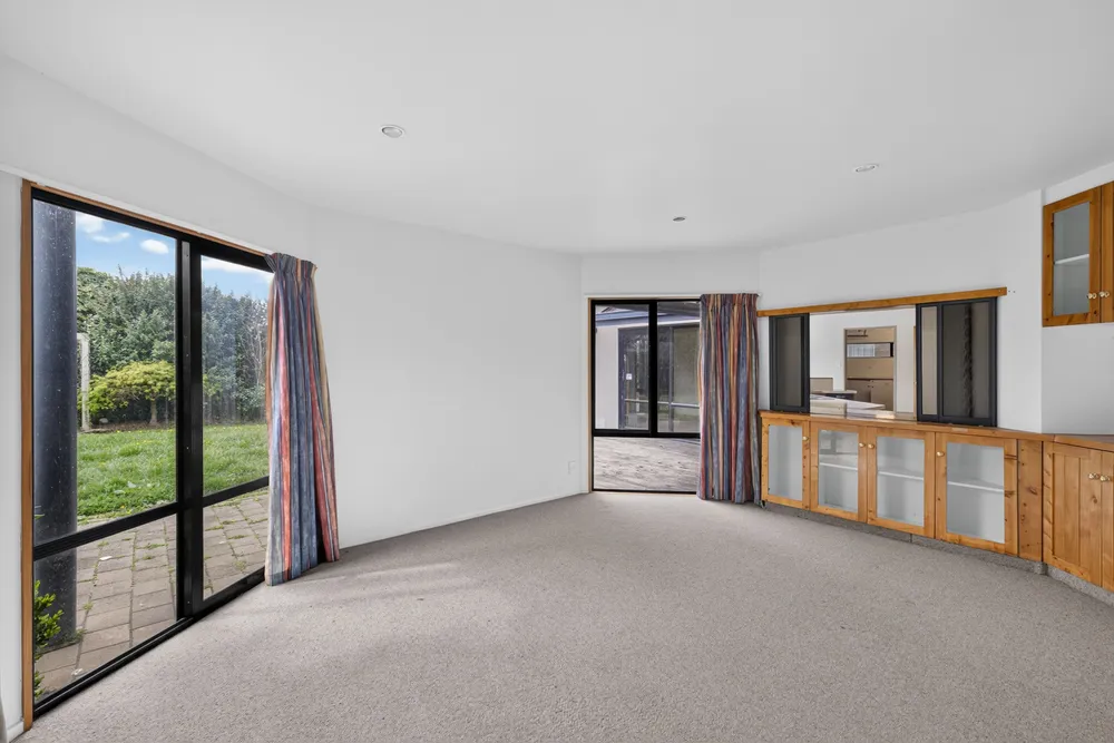 Photos of 55 Lowry Avenue