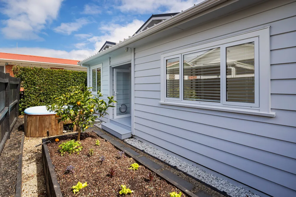 Photos of 2 Harlston Road