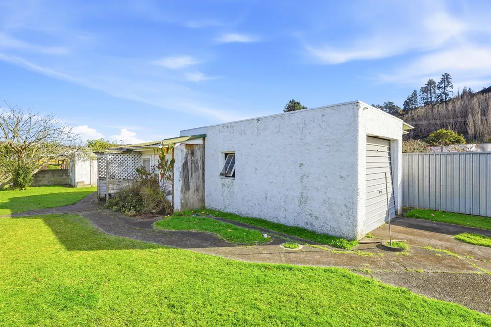 Photos of 45 Caffray Avenue