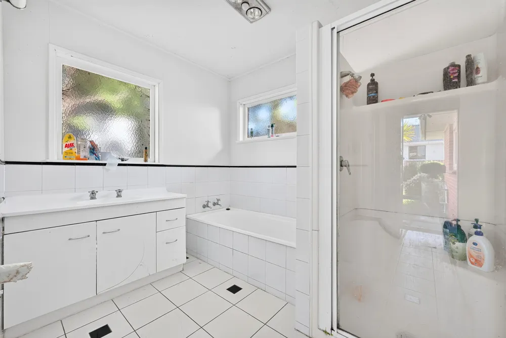 Photos of 450 Don Buck Road