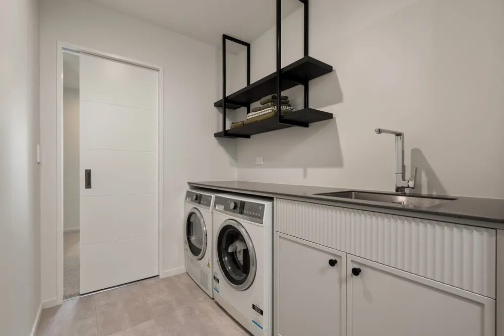 Photos of 27 Finstock Way