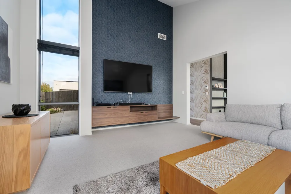 Photos of 27 Finstock Way