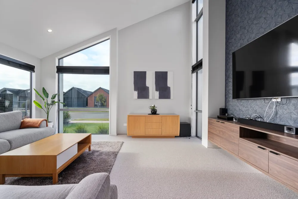 Photos of 27 Finstock Way
