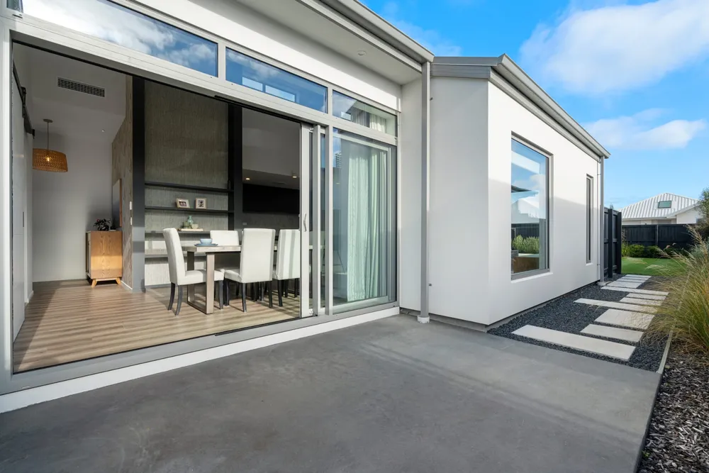Photos of 27 Finstock Way
