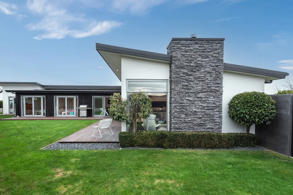 Photos of 27 Finstock Way
