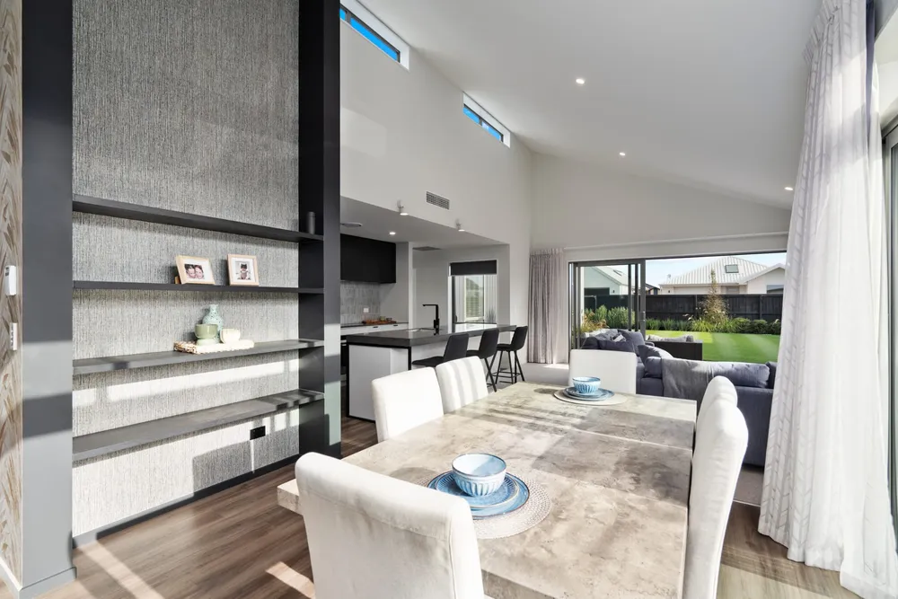 Photos of 27 Finstock Way