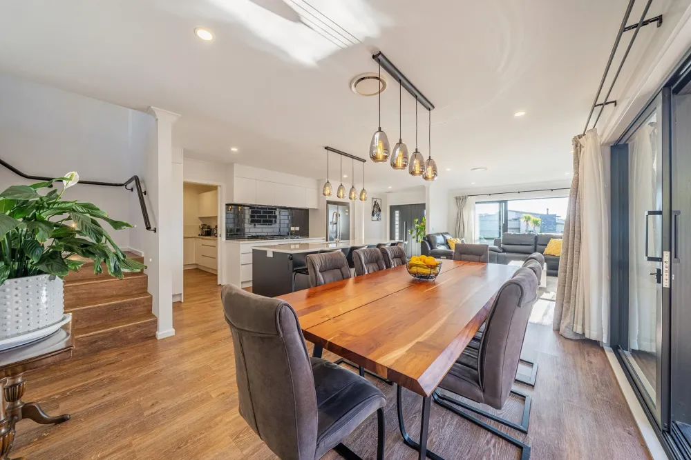 Photos of 111 Queen Charlotte Drive