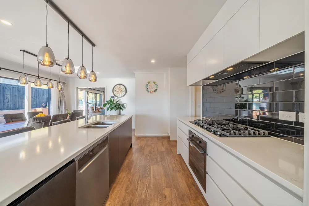 Photos of 111 Queen Charlotte Drive