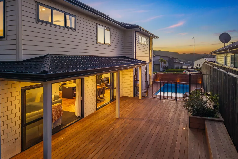 Photos of 111 Queen Charlotte Drive