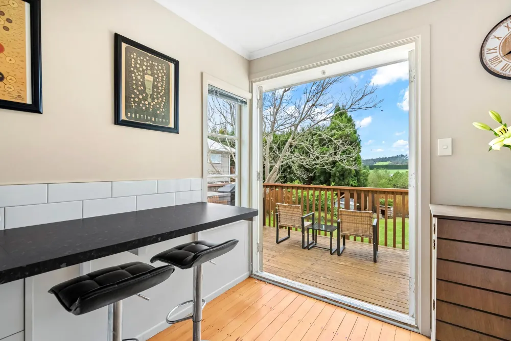 Photos of 24 Mangakahia Road