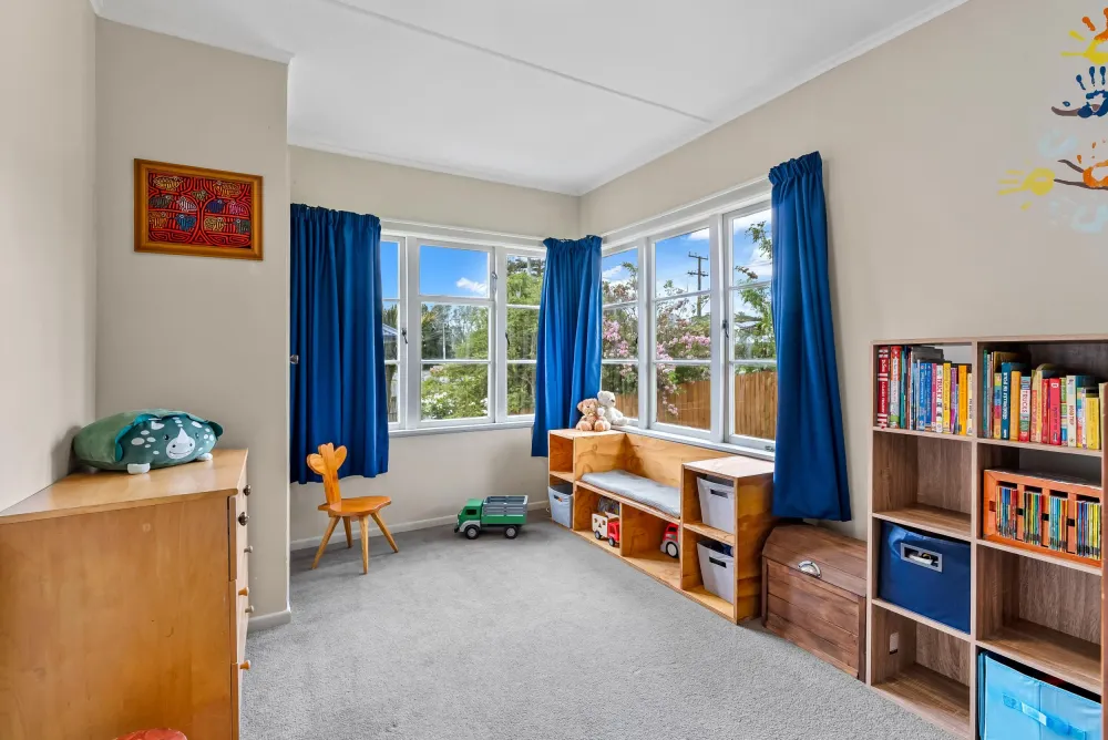 Photos of 24 Mangakahia Road