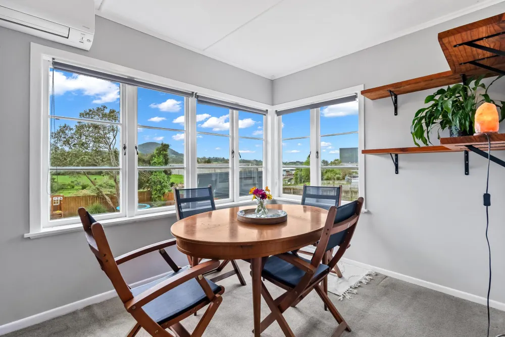 Photos of 24 Mangakahia Road