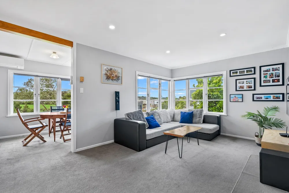 Photos of 24 Mangakahia Road