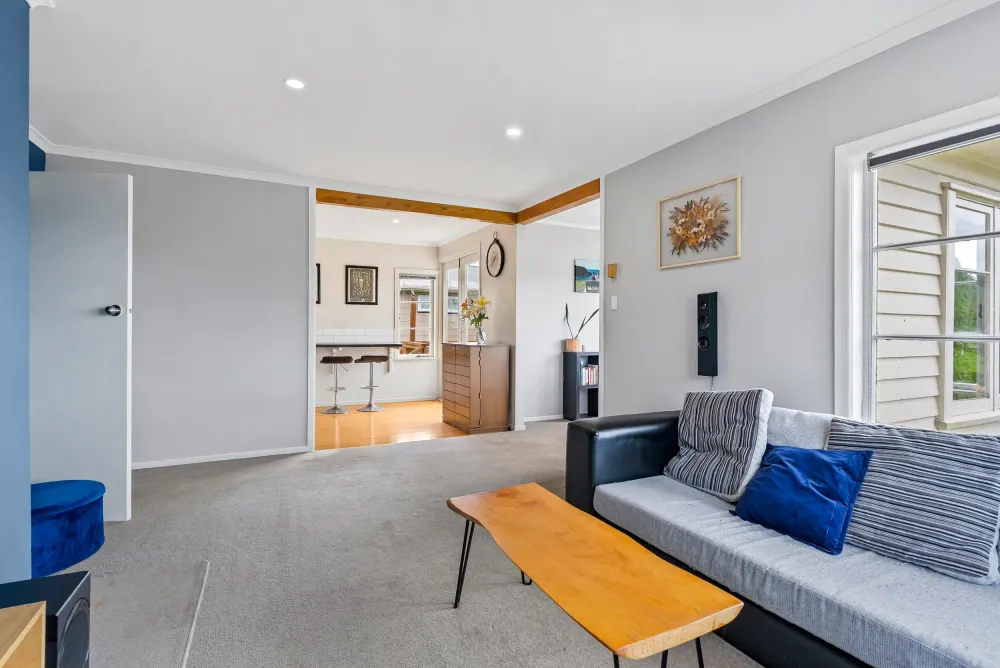 Photos of 24 Mangakahia Road