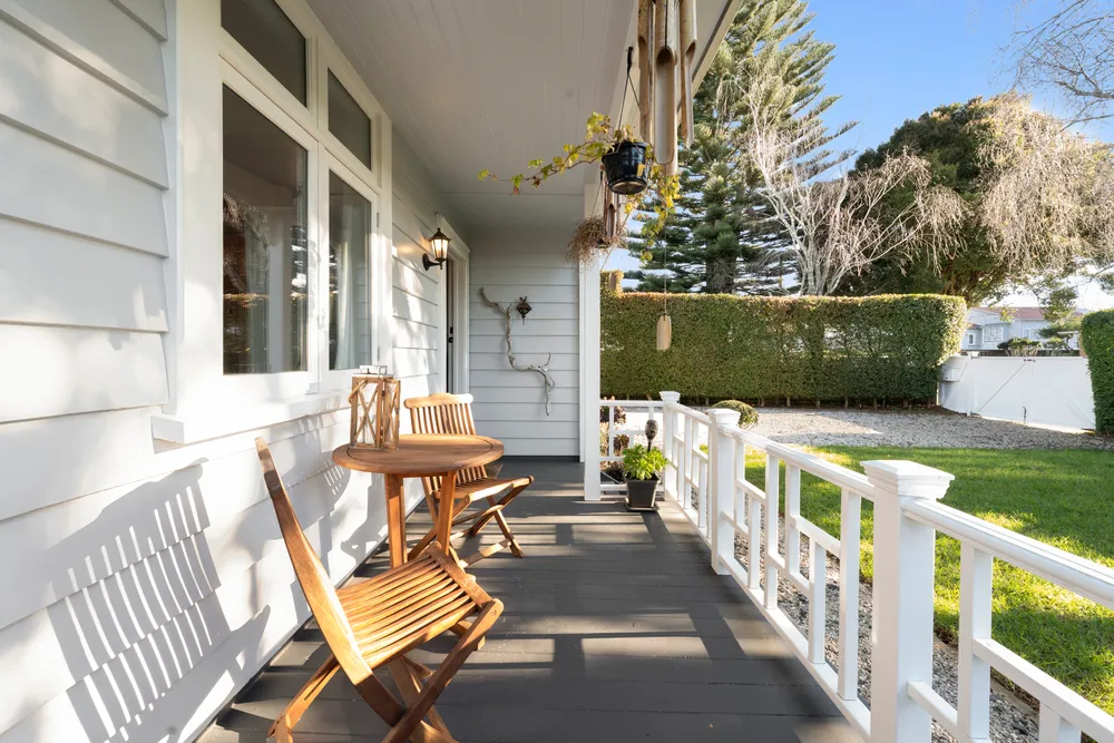 Photos of 98A Victoria Street
