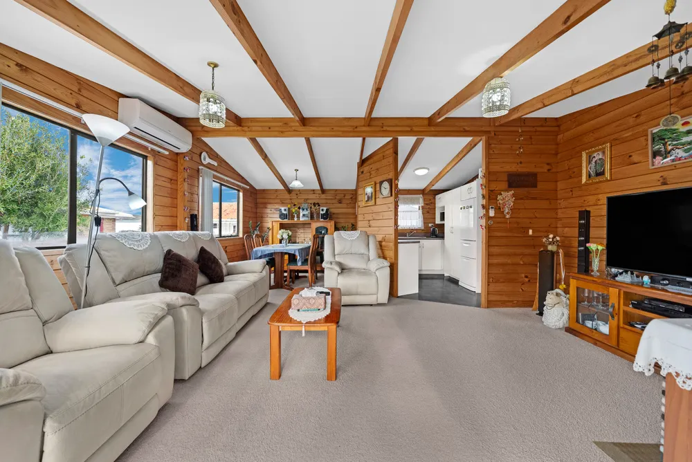 Photos of 2/94 Carruth Road